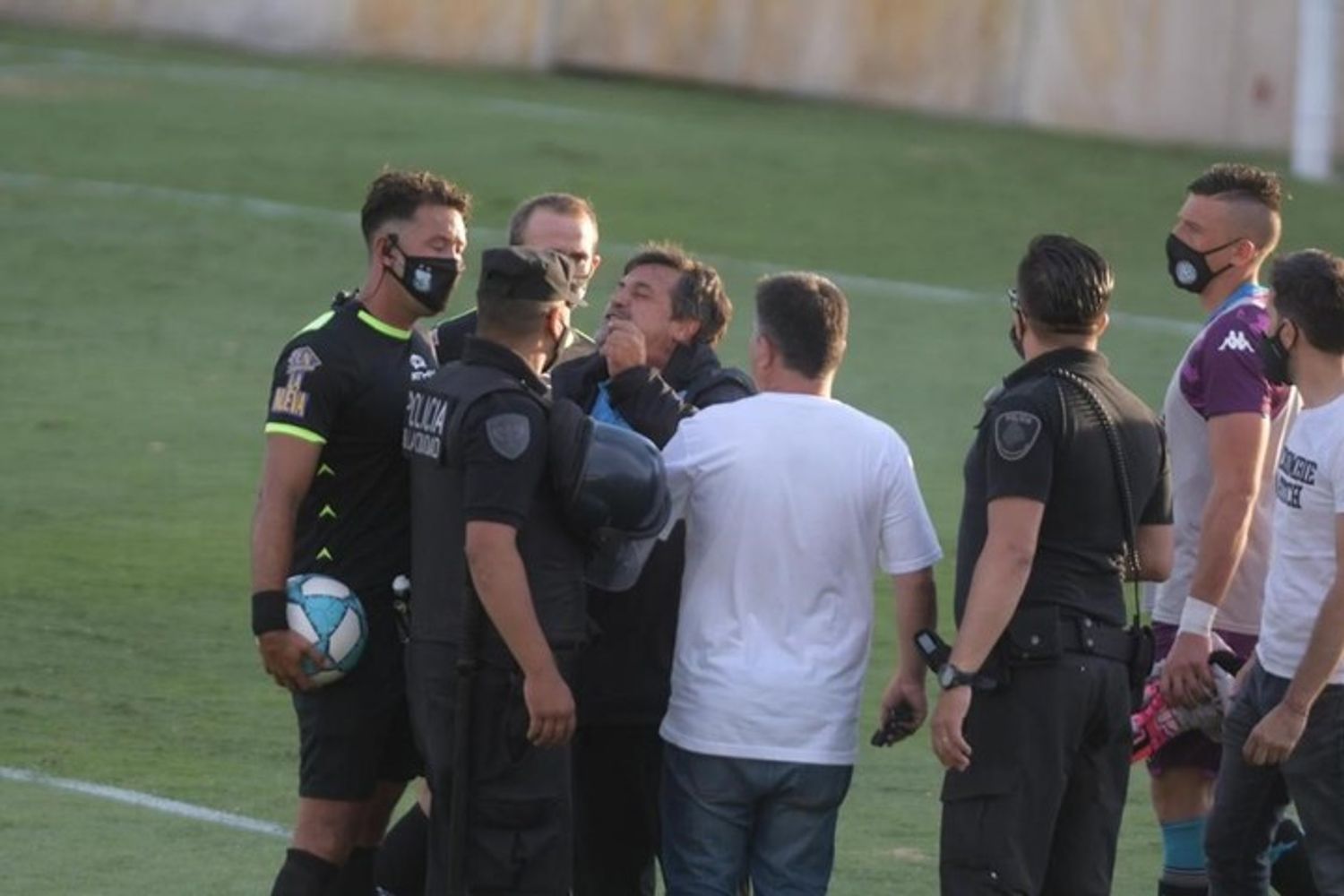 El partido entre Belgrano y Barracas.