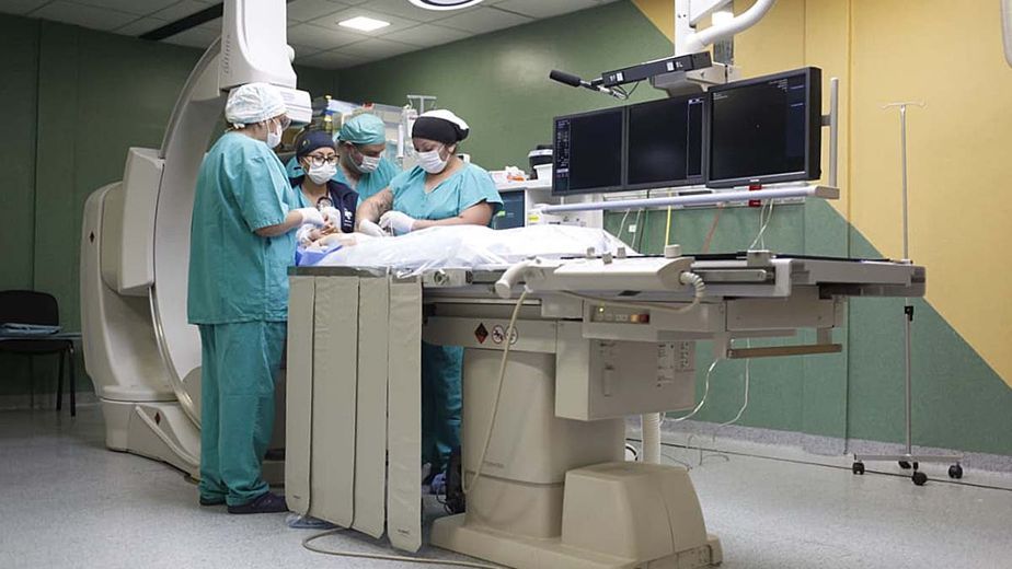 El Hospital de Niños realizó un implante valvular pediátrico de alta complejidad