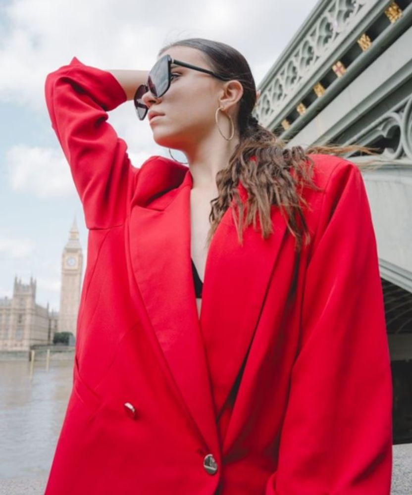 El color rojo es el preferido por personas con rasgos de agresividad, según estudios psicológicos.