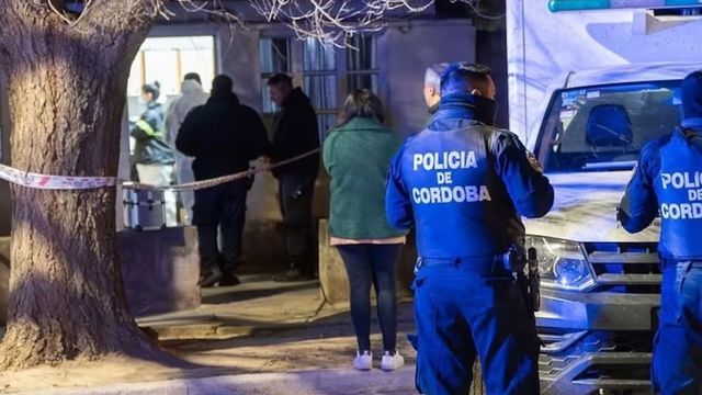 Una mujer asesinó a su hijo adolescente en Córdoba.