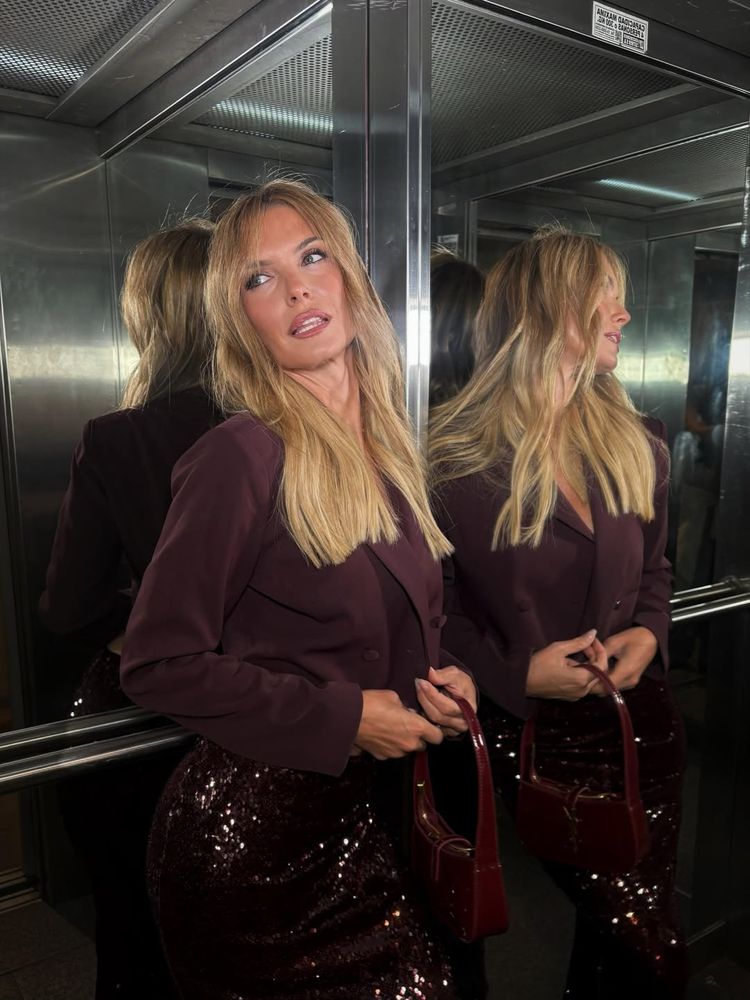 Charol y color burdeos: Sofía Zámolo arrasó con un look de otoño y marcó tendencia