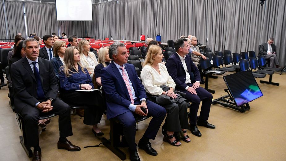 Se estira hasta mediados de abril la definición de la Ley de Glaciares en Diputados