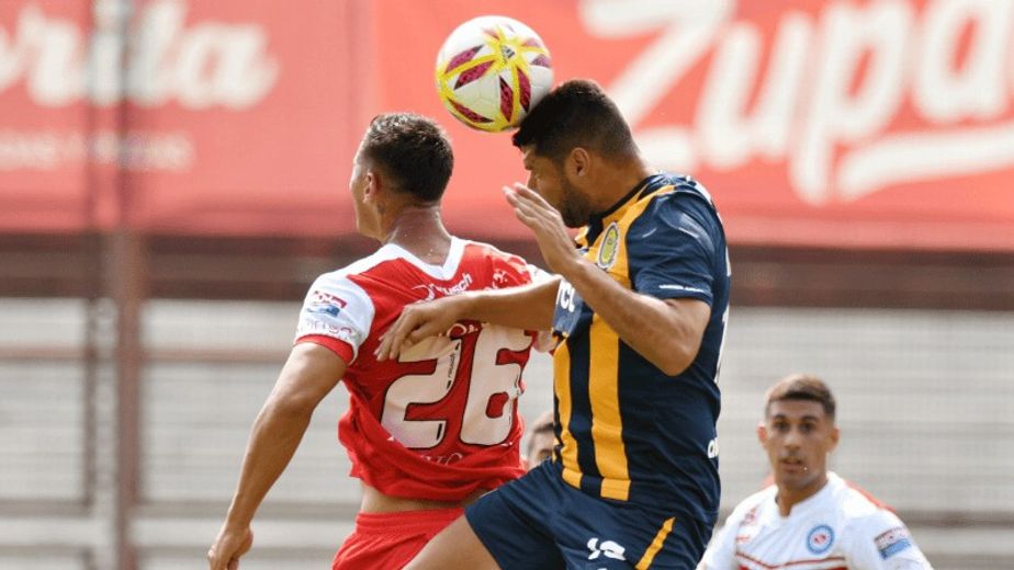 Quién es: la Justicia le prohibió salir del país a un exjugador de Rosario Central por una millonaria deuda de cuota alimentaria