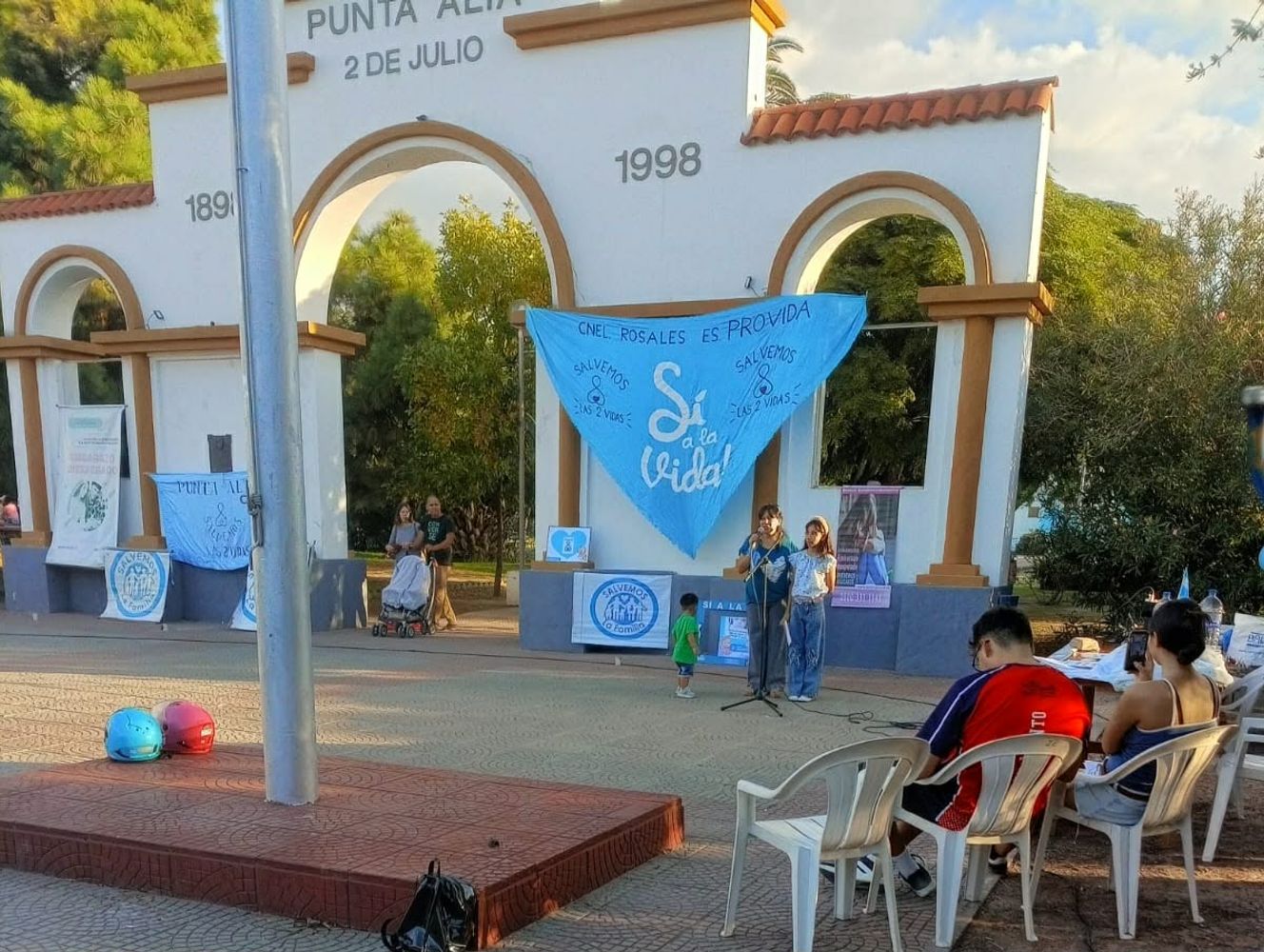 Punta Alta se sumó a la Marcha Provida junto al resto del país