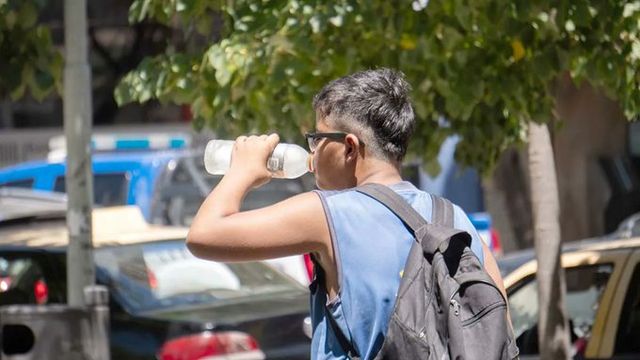 Temperaturas de más de 33 grados y mucha humedad, en un domingo tórrido en Córdoba.