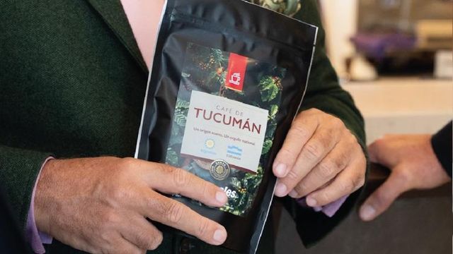 El gobernador Osvaldo Jaldo informó que la provincia comenzará a desarrollar producción de café y la vinculó con una estrategia de diversificación económica.