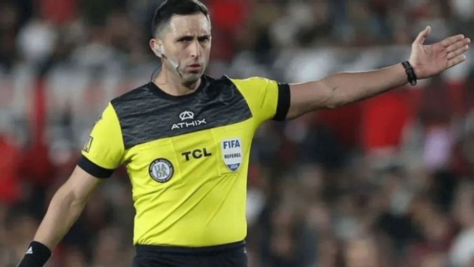 El Talleres-Boca y River-Belgrano: los árbitros designados, uno de ellos llega con polémicas