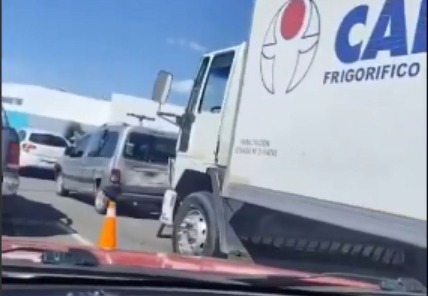 Choque en cadena sobre avenida La Voz del Interior.