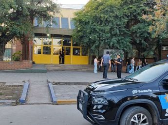 El fuerte testimonio de un padre de la escuela donde el alumno mató a su compañero: "Mi hija estaba aterrada"