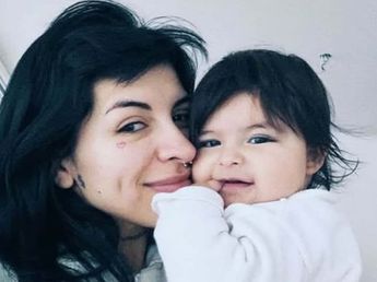 Qué es la "Ley Cazzu", el proyecto que presentó un senador de Argentina y que encendió la polémica: ¿a favor de los padres ausentes?