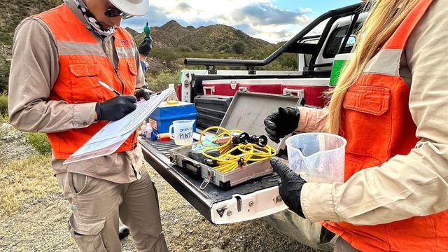 Las tareas forman parte de un esquema de controles quincenales sobre cursos de agua de la provincia.