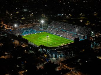 El ídolo de Belgrano que tuvo un paso fugaz por River y lo mandó al descenso