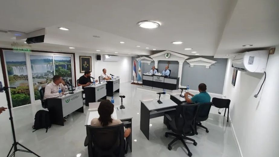 El Concejo de Iguazú aprobó la prórroga para la presentación de la memoria y balance tras un empate.