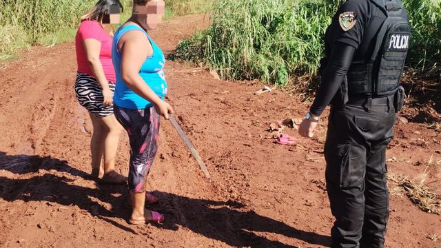 Buscan a un hombre desaparecido en un arroyo de Eldorado y hallaron sus pertenencias.