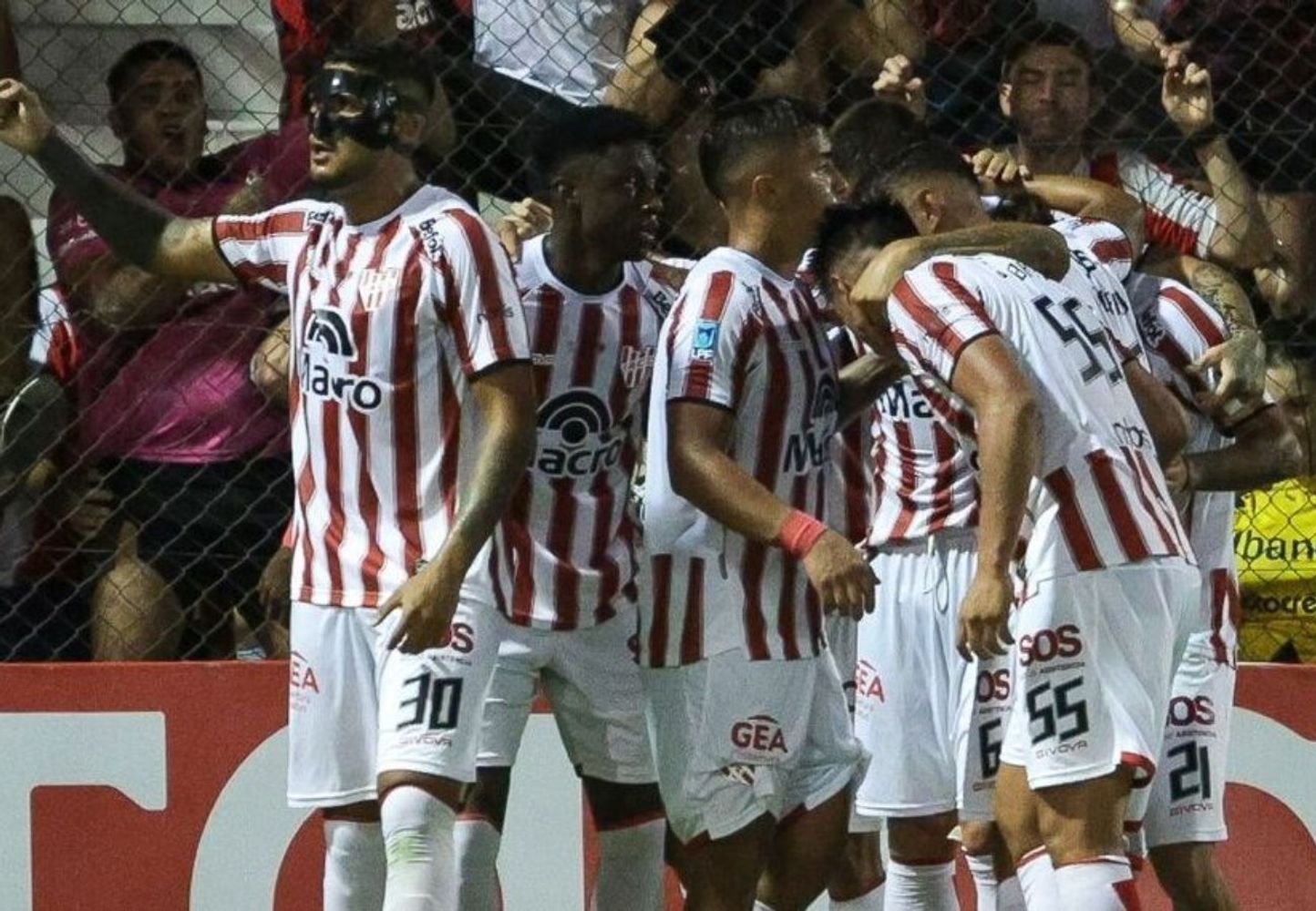 Instituto le gana a Atlanta.