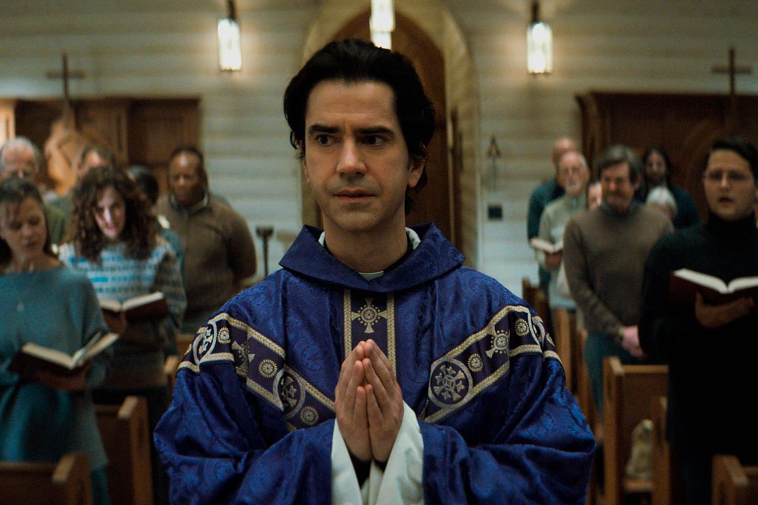 La serie Misa de medianoche (Midnight Mass) se estrenó en Netflix en 2021.