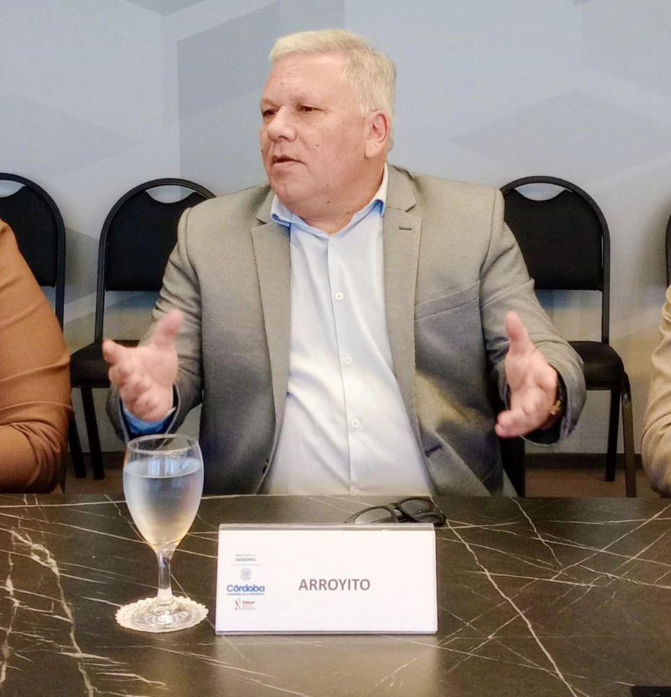 El intendente Gustavo Benedetti Arroyito se reunió con el Gran Rabino de AMIA Eliahu Hamra