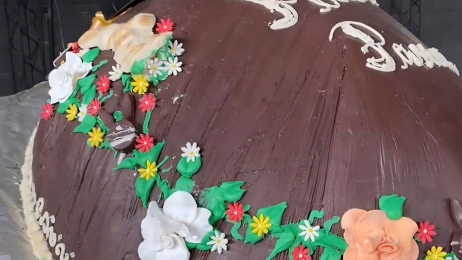 Un clásico de Semana Santa: Huerta Grande comparte su huevo gigante