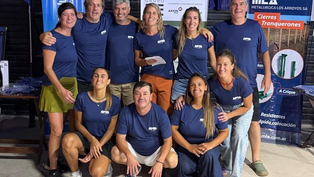Integrantes de la Asociación de Padel Tres Arroyos