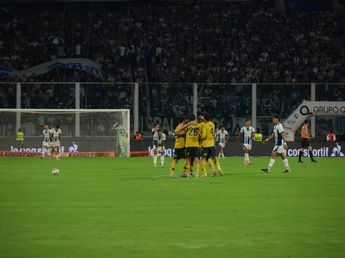 Boca fue más que un Talleres apático, y se llevó un triunfo merecido del Kempes