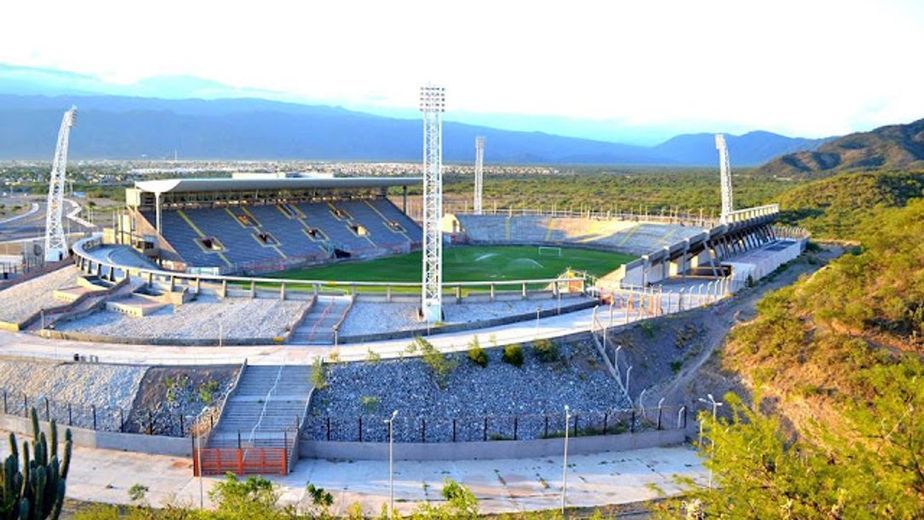 Cientos de jóvenes buscaron su oportunidad en una prueba de Boca Juniors