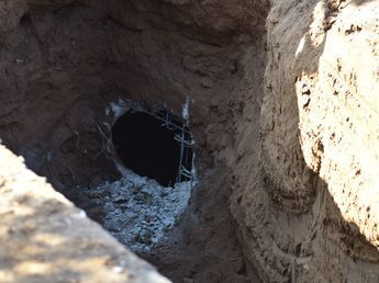 Impactante socavón en Córdoba: la tierra cedió en plena Vélez Sarsfield