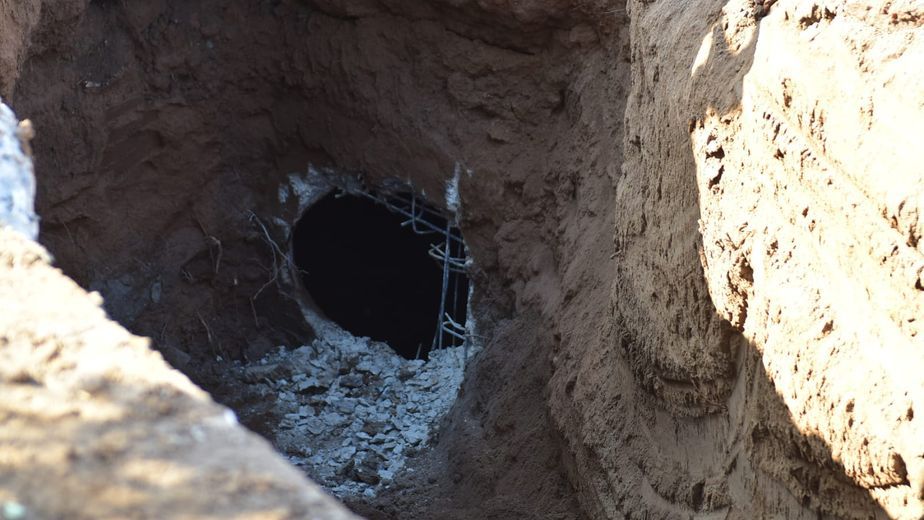 Impactante socavón en Córdoba: la tierra cedió en plena Vélez Sarsfield