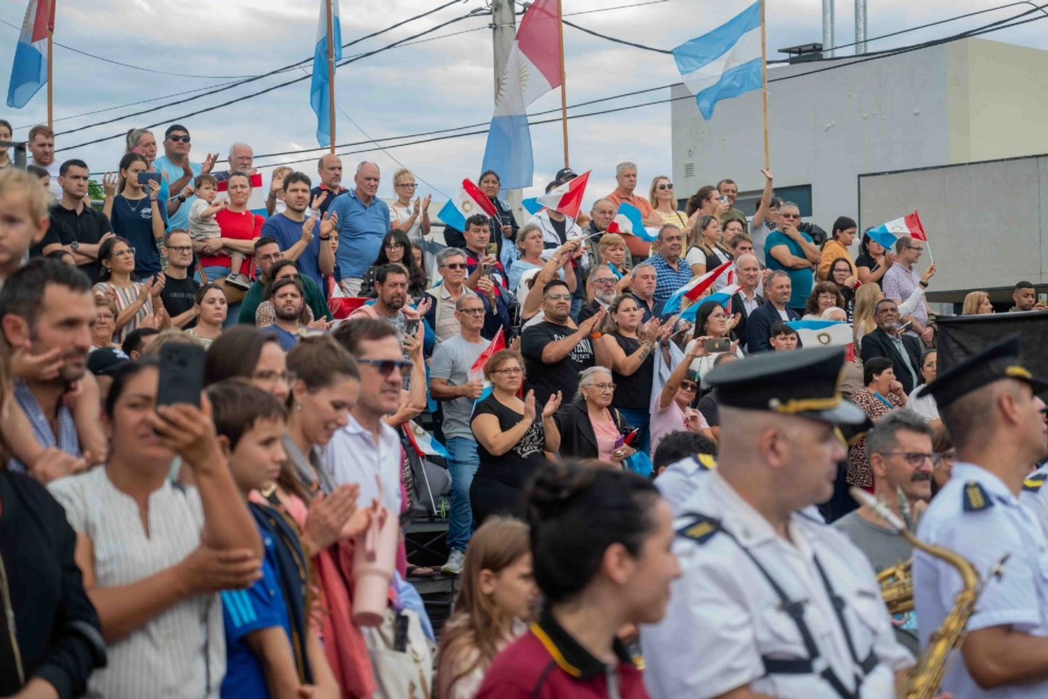 Acto Oficial de la Provincia en Arroyito por el Día del Veterano y de los Caídos en la Guerra de Malvinas