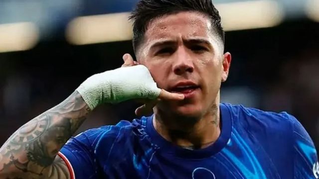 Escándalo en Inglaterra: la polémica frase de Enzo Fernández por la que fue suspendido en el Chelsea