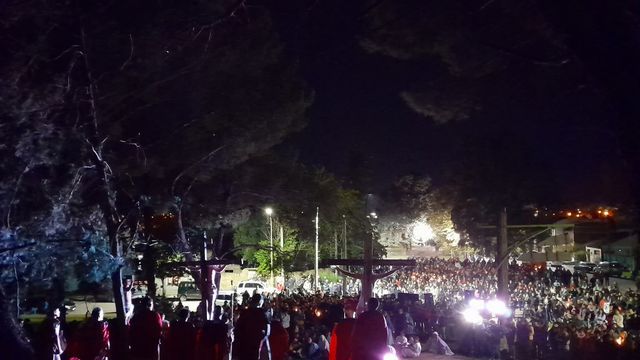 Tradicional Vía Crucis viviente en Punta Alta