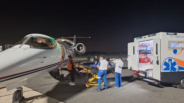 La aeroevacuación fue coordinada por doctora Patricia Villagra y contó con la participación de las enfermeras Florencia Blac Sleiman y Mariel Casamayor.