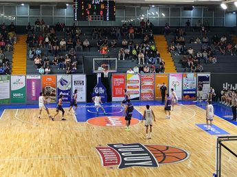 El Carmen Básquet puso la quinta y no hay quien lo pare en la Liga Federal