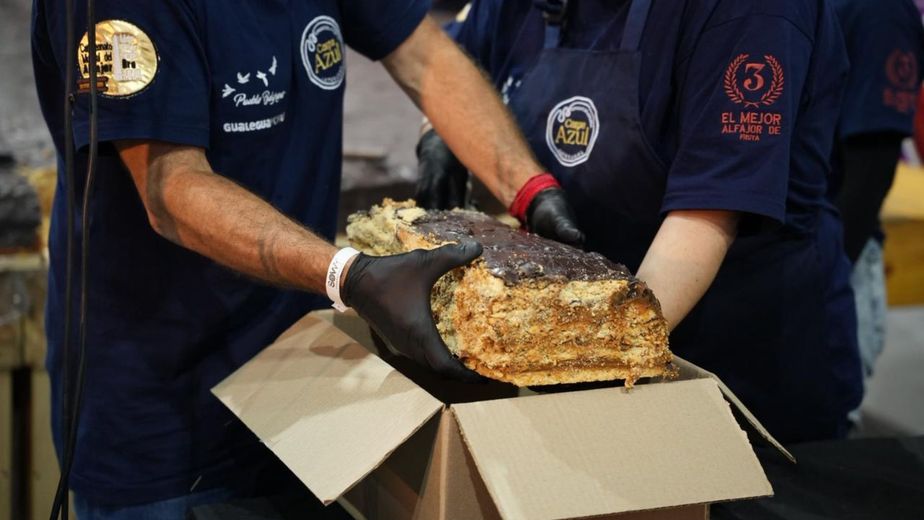 ¿Qué evento consiguió el alfajor más grande del mundo, el gin tonic más grande de Argentina y la picada más extensa del litoral?