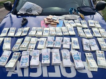 Millonario robo en Córdoba: le sacaron una fortuna y cayeron con 45 millones de pesos y dólares