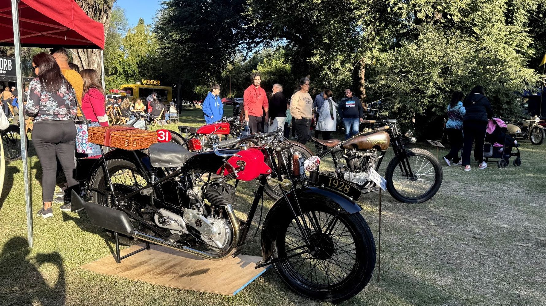 Autos y motos clásicas serán protagonistas.
