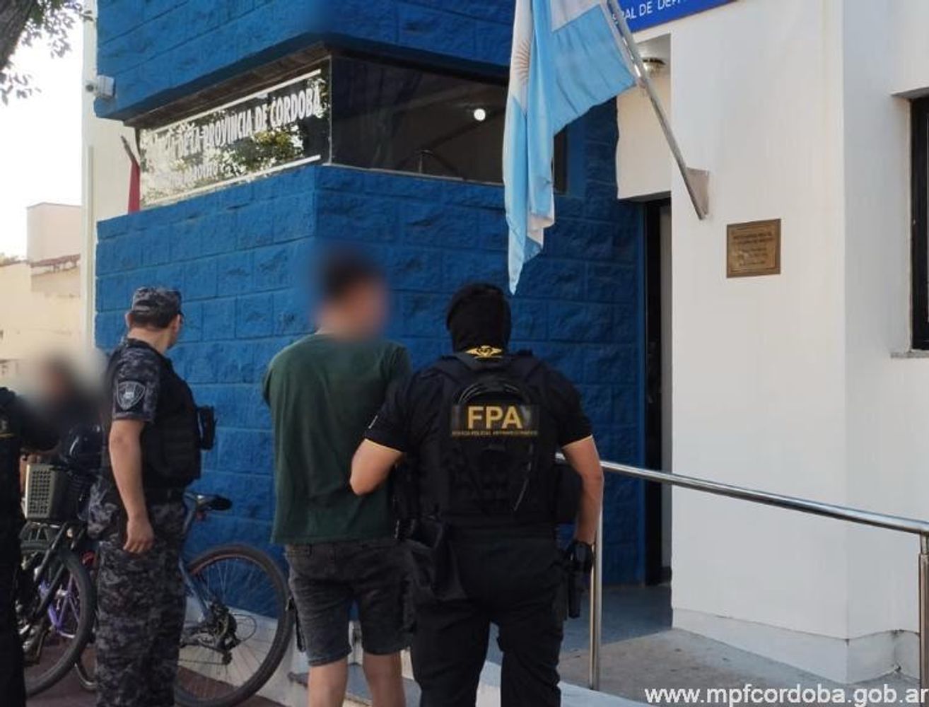 Dos detenidos por la FPA en Arroyito y secuestro de estupefacientes en la vía pública
