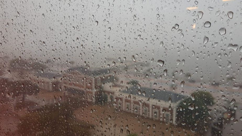 Lunes con lluvias, tormentas y brusco descenso de temperatura en Misiones
