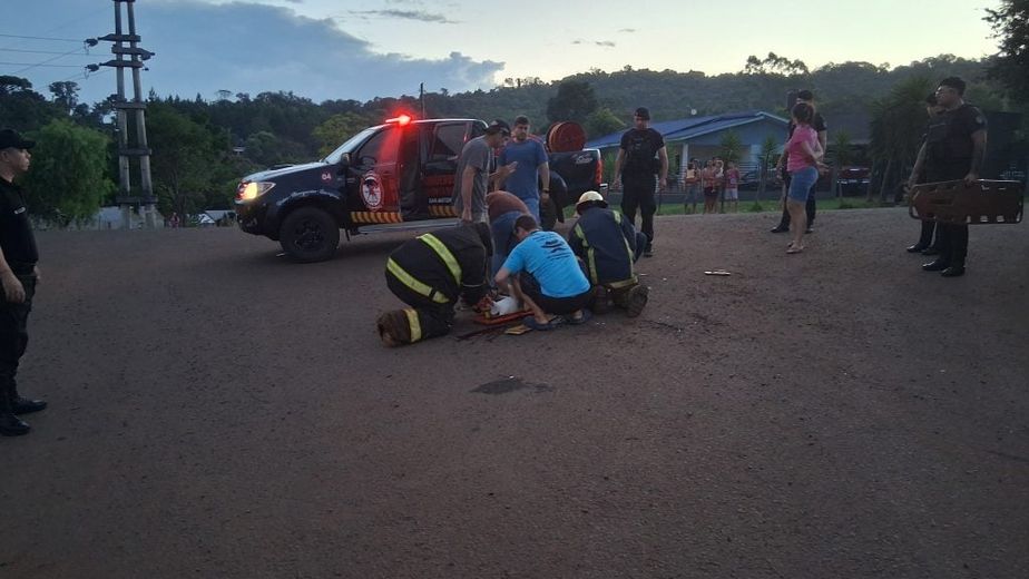San Antonio: una embarazada fue hospitalizada tras ser atropellada por un auto que huyó