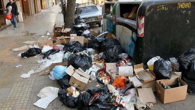 Basura en las calles de la ciudad de Córdoba.