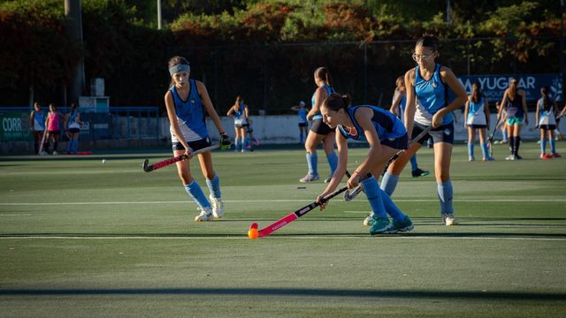Paraná reúne a las promesas del hockey argentino en una concentración nacional inédita.