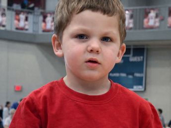 Mató a su hijo de 3 años, se quitó la vida y dejó tres cartas: el detalle que estremece a todos