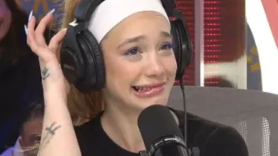 Ángela Torres reaccionó por primera vez a la canción "Su florcita" y sorprendió a todos con su devolución: "Horrible"