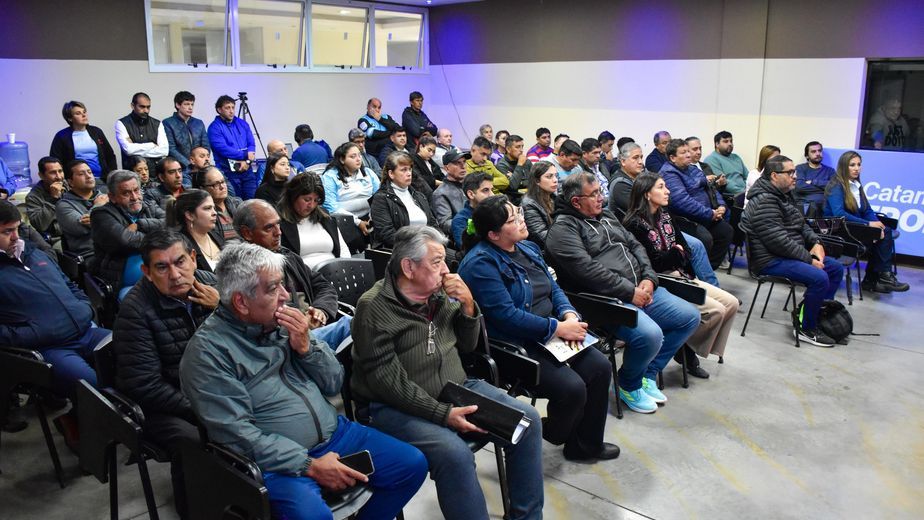 Clubes de barrio recibieron asesoramiento para acceder al subsidio energético