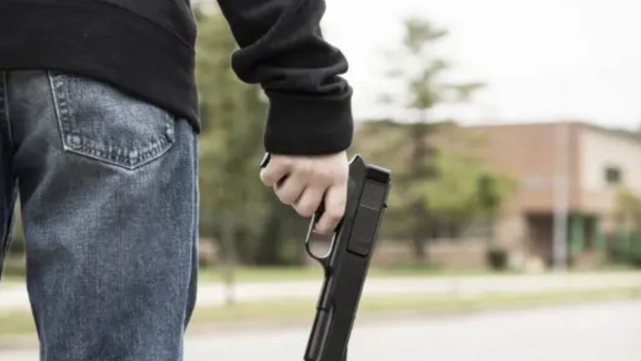 Escuelas de Córdoba: refuerzan controles y presencia policial para prevenir ataques