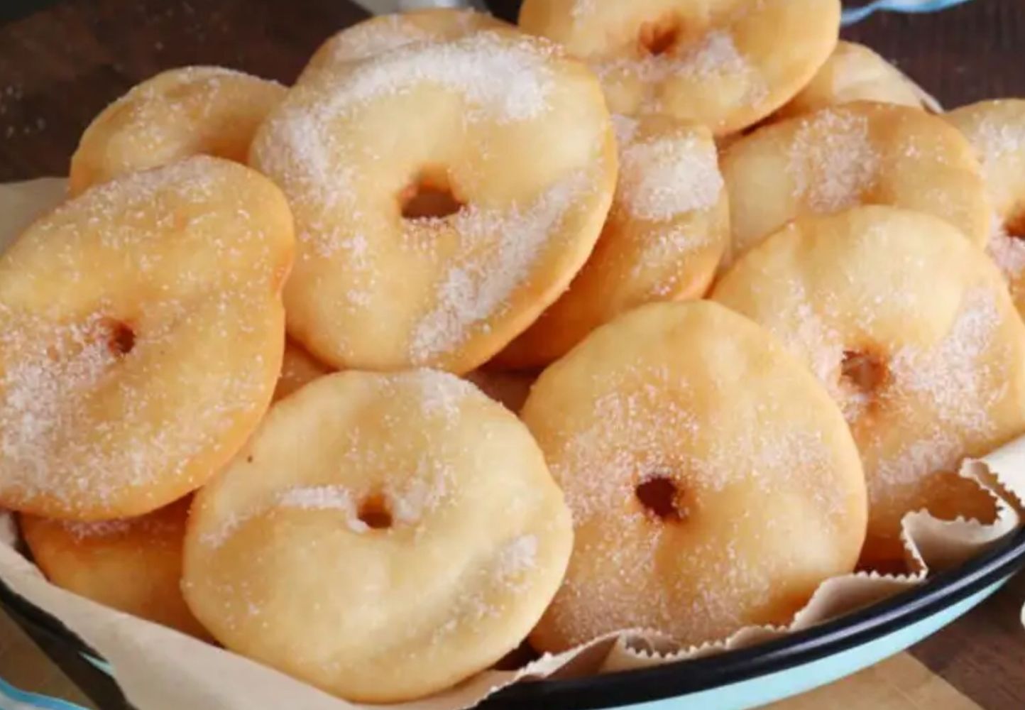 Tortas fritas dulces.