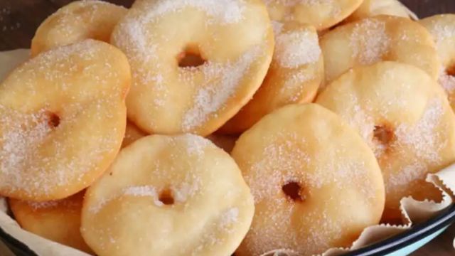 Tortas fritas sin grasa ni levadura: la receta fácil y rápida de Estefi Colombo para salvar la merienda