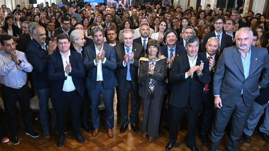 Tucumán relanzó la capacitación docente en inteligencia artificial