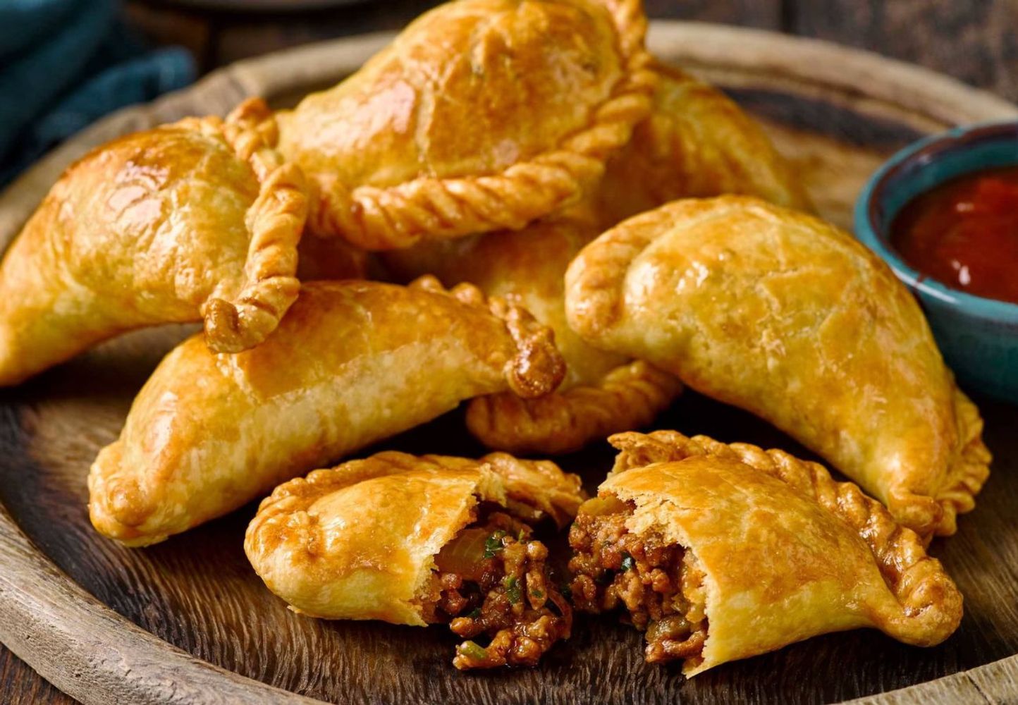 Ni papa, ni aceituna, ni pasa de uva: los ingredientes "prohibidos" en la verdadera empanada santiagueña
