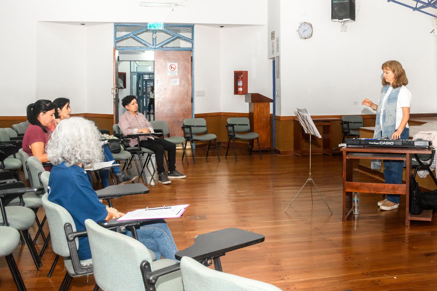 En el salón institucional de calle Belgrano 969, la profesora Isolda Sánchez de Bidondo y su equipo llevarán adelante el Taller Coral del CIJ.