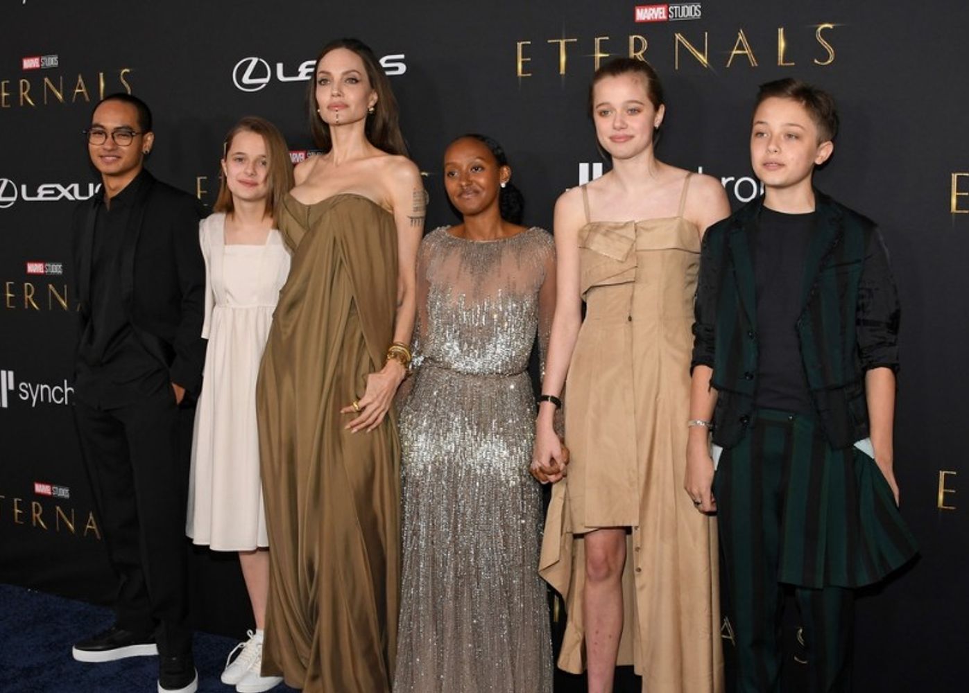 Angelina Jolie y sus hijos